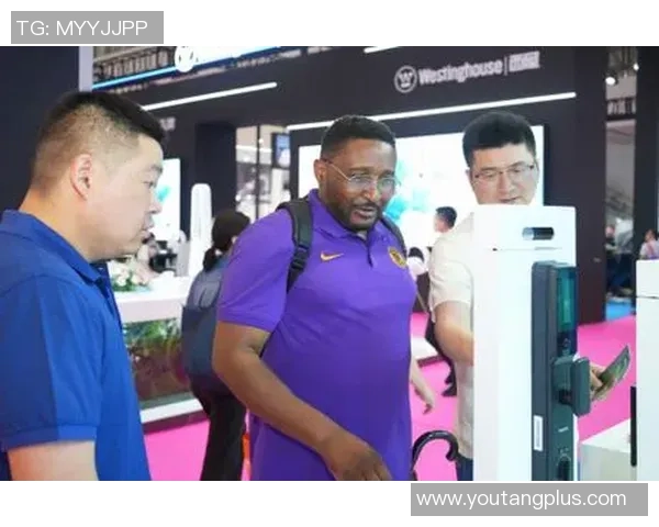 代言飞利浦的足球明星们如何在赛场上展现品牌魅力与运动精神 代言飞利浦的足球明星们如何在赛场上展现品牌魅力与运动精神